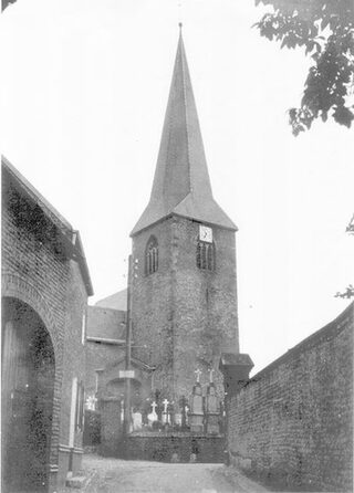 Alte und neue Pfarrkirche, Freialdenhoven 1937