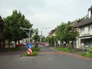 Kapellenplatz, Aldenhoven 2001