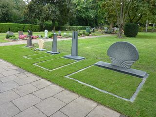 Pflegeleichte Grabstätte (in Pflege der Gemeinde Aldenhoven)